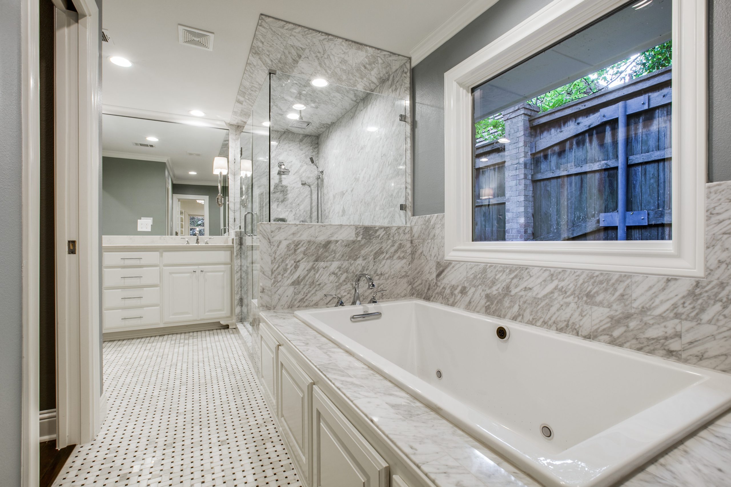 4024-inwood-rd-fort-worth-tx-High-Res-10